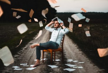 qualities of a great story-telling-narrator-man-sits-on-chair