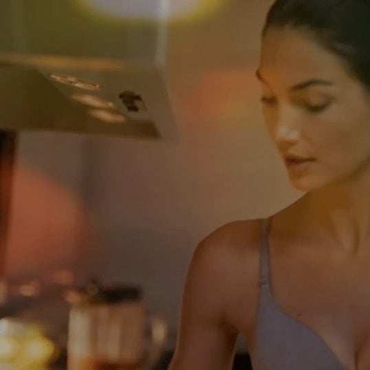 commercial voice over for victorias secret - young woman in lingerie