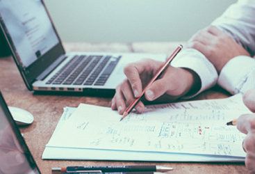 how-to-overcome-challenges-in-e-learning-narration/