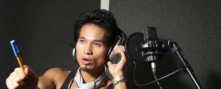 voice-over-talent-with-pen