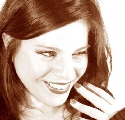 Gali S. - professional Hebrew voice over talent at Voice Crafters
