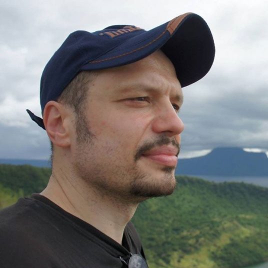 Andrew R. - professional Russian voice actor at Voice Crafters