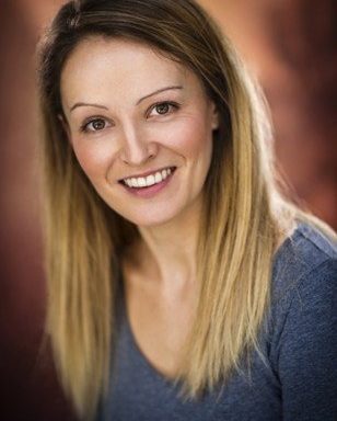 Helen C. - professional English (British) voice over talent at Voice Crafters