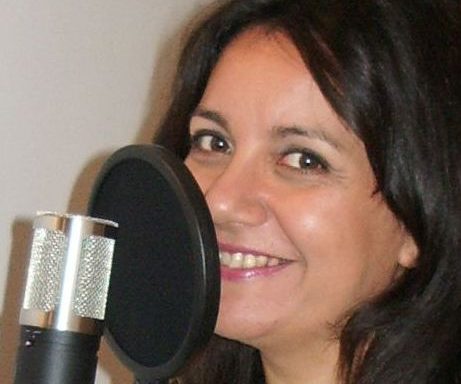 Yolanda L. - professional Spanish voice actor at Voice Crafters