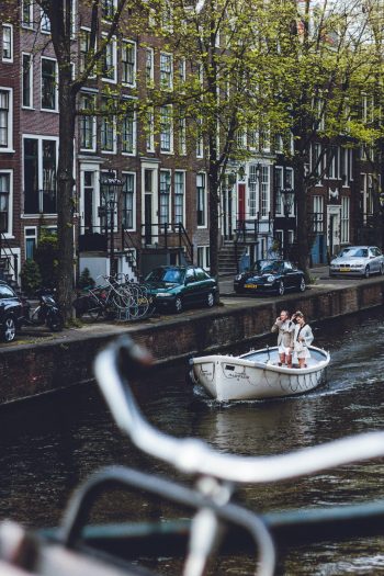 Dutch-voice-over-language-boat-in-amsterdam-canal