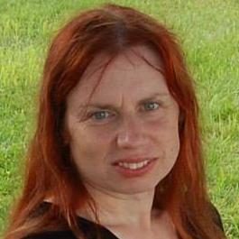 Kerri D. - professional English (American) voice over talent at Voice Crafters