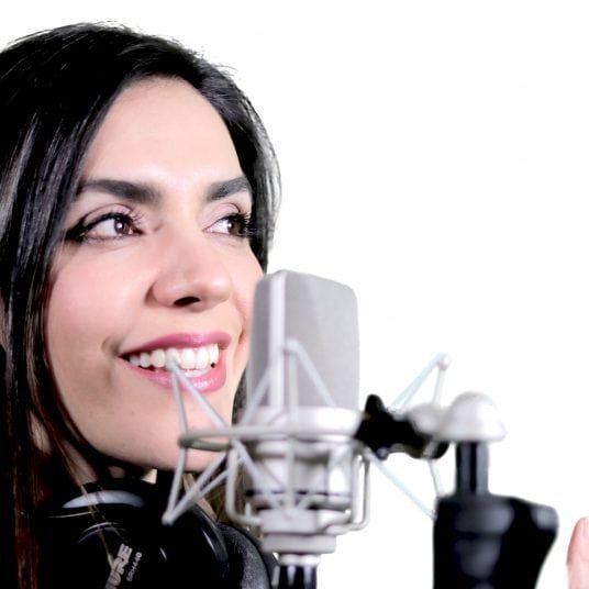 Isabel L. - קריינית מקצועית בSpanish (Mexican) שפת אם