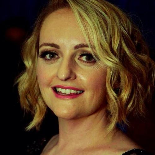 English (British) Voice Actor Lisa W.