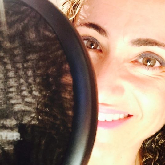 Anna B. - professional Spanish voice actor at Voice Crafters