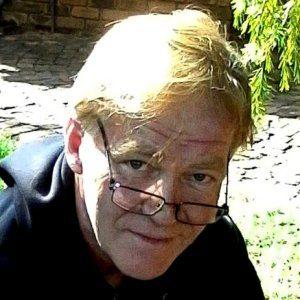 Ian C. - professional Afrikaans voice actor at Voice Crafters