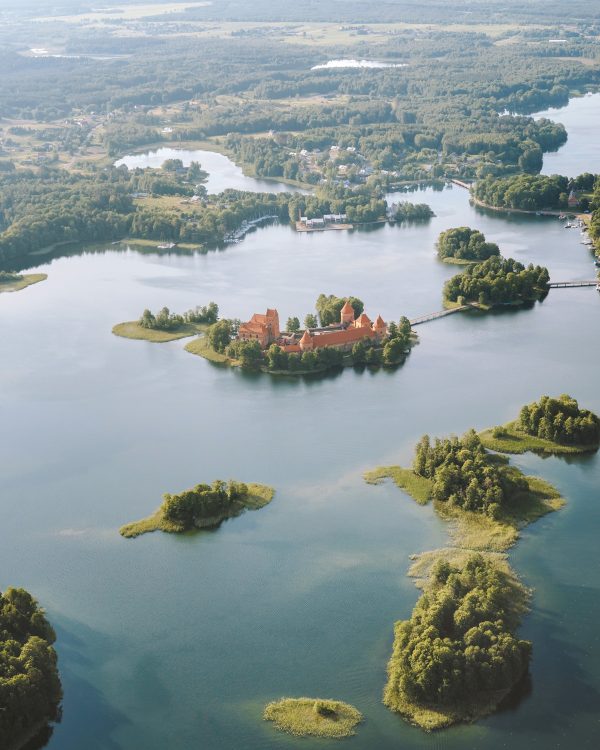 Lithuanian Voice Actors Trakai Island Castle Lithuania 600x750