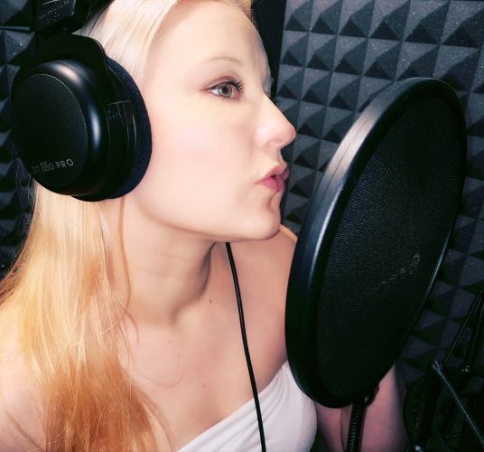 Heli-johanna P. - professional Finnish voice actor at Voice Crafters