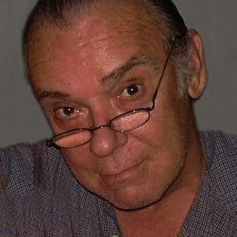 English (International) Voice Actor Craig M.