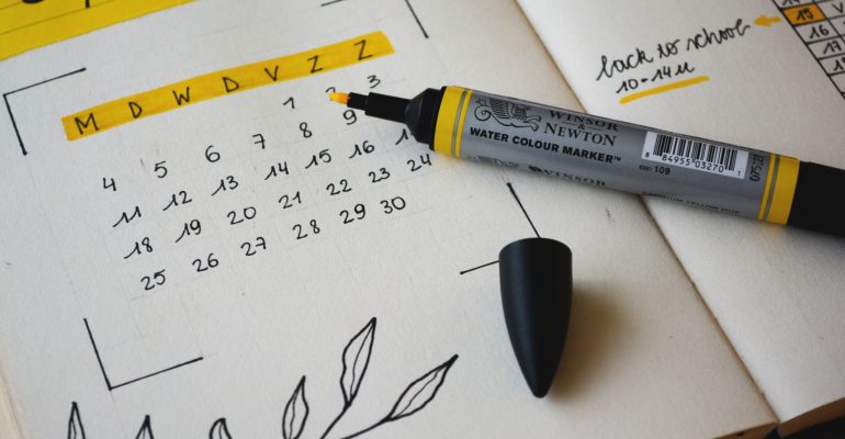 Things to Do When Seeking a Professional Voice Over - A Calendar