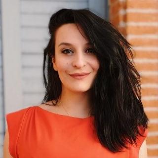 Elsa P. - professional French voice actor at Voice Crafters