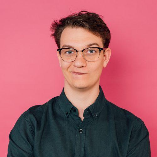 English (Australian) Voice Actor Angus B.