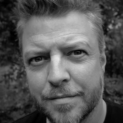 English (British) Voice Actor Joe F.