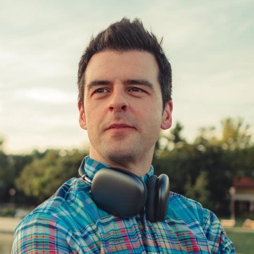 English (International) Voice Actor Serge D.