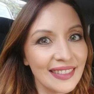 Spanish (Latin American) Voice Actor Luz A.