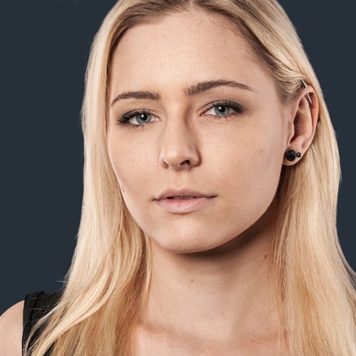 Josefine H. - professional German voice actor at Voice Crafters