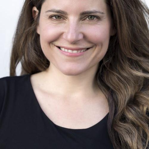 English (American) Voice Actor Giada C.