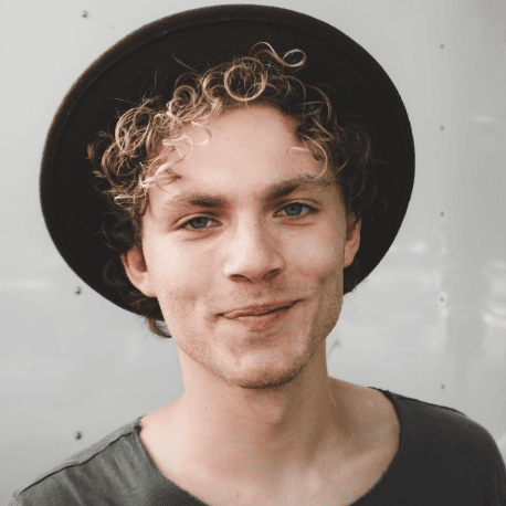 German Voice Actor Finn B.
