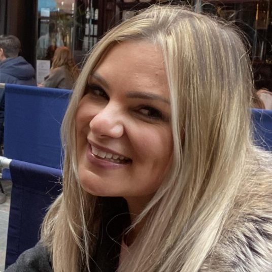 Polly W. - professional English (British) voice actor at Voice Crafters