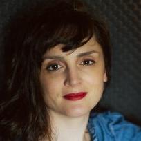 Julie L. - professional French voice actor at Voice Crafters
