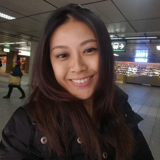 Renee C. - professional Chinese (Mandarin) voice actor at Voice Crafters