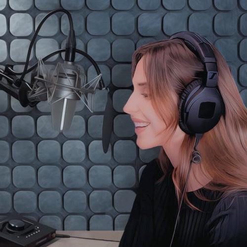 Carolina R. - professional English (American) voice actor at Voice Crafters