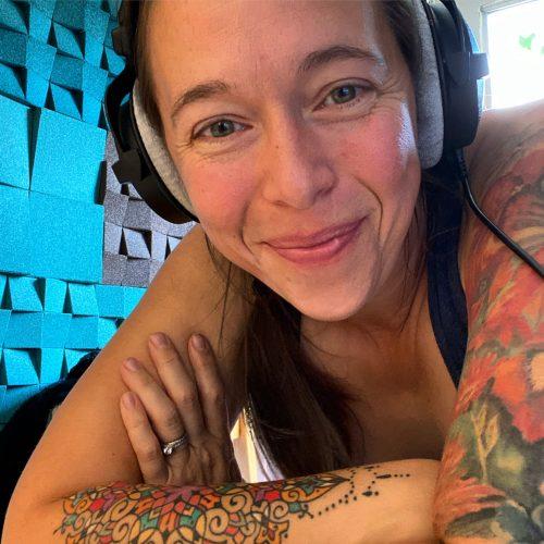 English (American) Voice Actor Anne C.