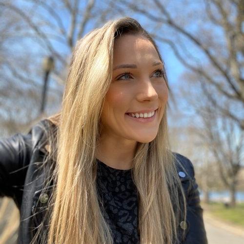 English (American) Voice Actor Abi H.