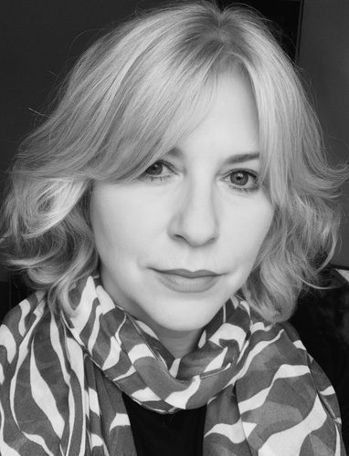 Ingrid W. - professional English (British) voice actor at Voice Crafters