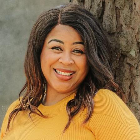 English (American) Voice Actor Renee S.