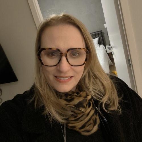 Portuguese (Brazilian) Voice Actor Letycia  .