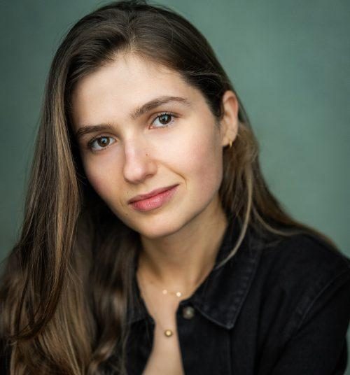 English (American) Voice Actor Alexandra B.