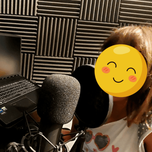 Spanish Voice Actor Leire P.