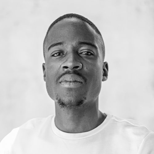 English (International) Voice Actor Donell E.